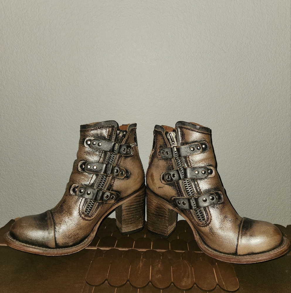 FREEBIRD Beckett Ankle Boots Womens Sz 8 Pewter Leather - Picture 2 of 7